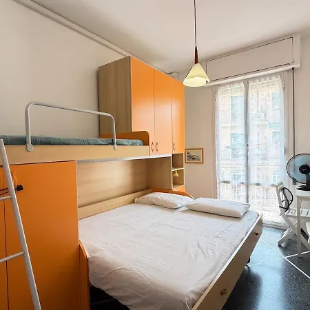 Appartamento 50 Meters From The Sea With A Sea View By Rd Domus *