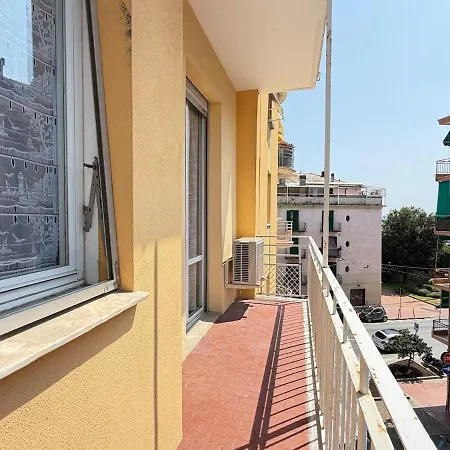 50 Meters From The Sea With A Sea View By Rd Domus * Albisola Superiore